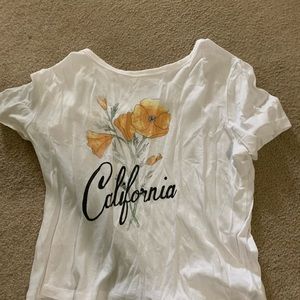 White graphic t shirt